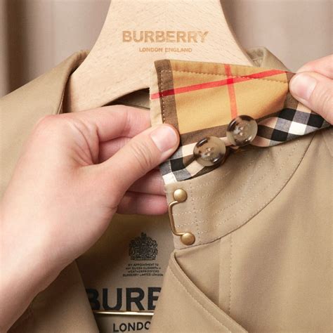 burberry investor relations|Burberry dividend.